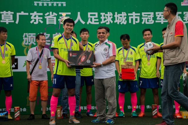 萨哈：曼联需要能在逆境中进球的前锋